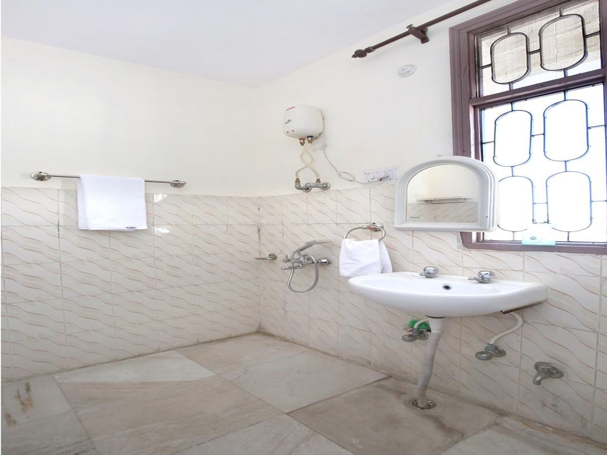 Elegant 3Bhk Abode In Shoghi, Shimla Apartment Exterior photo
