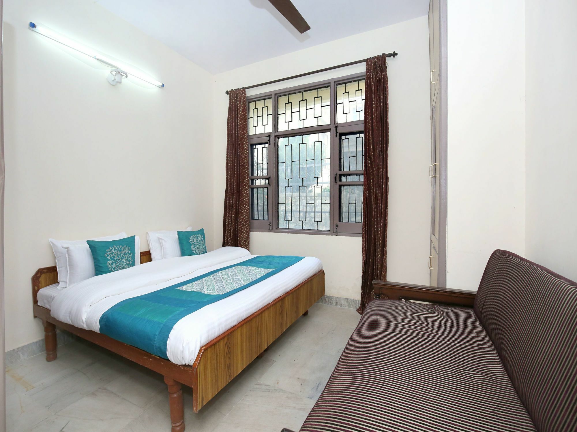 Elegant 3Bhk Abode In Shoghi, Shimla Apartment Exterior photo