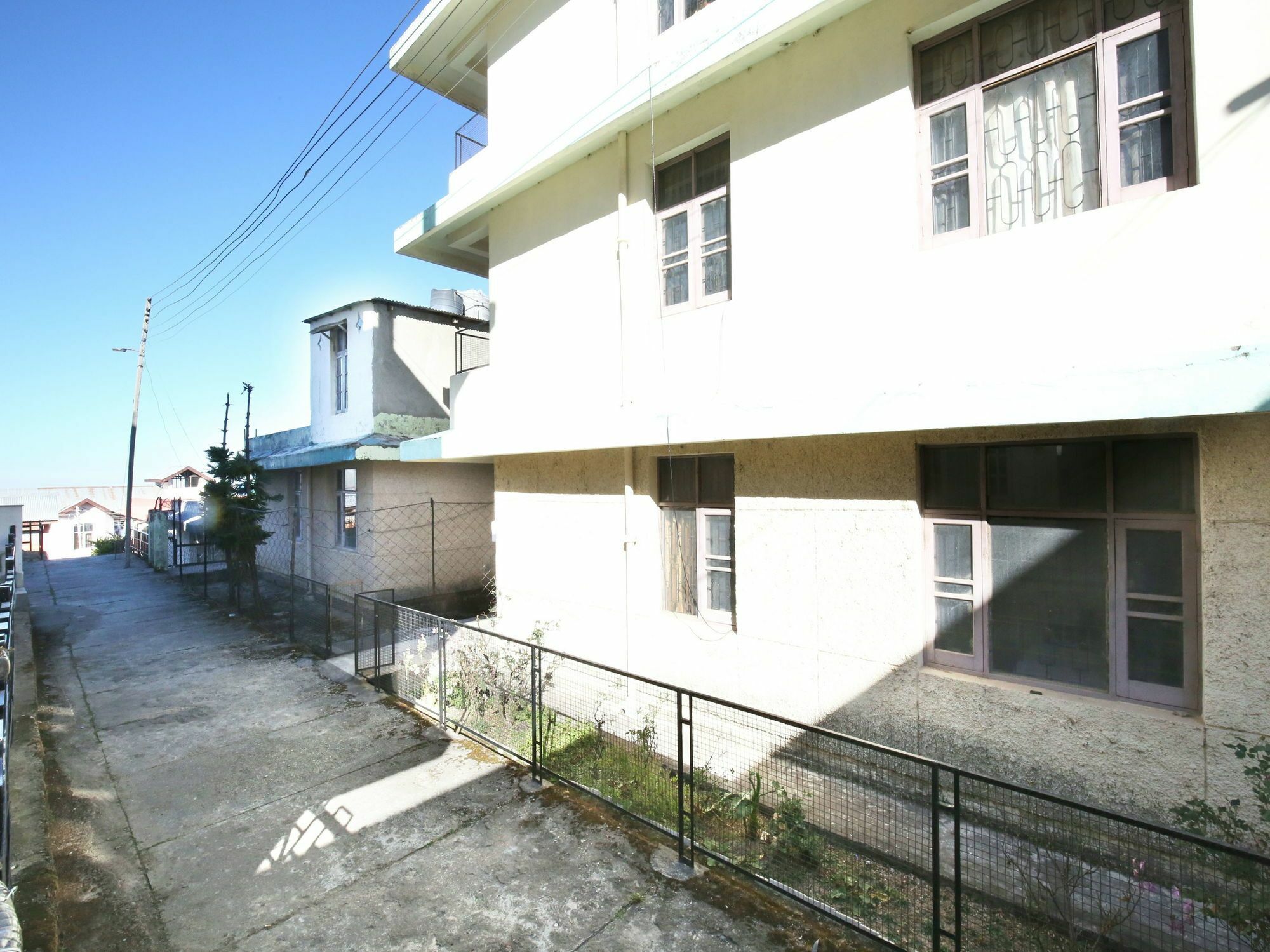 Elegant 3Bhk Abode In Shoghi, Shimla Apartment Exterior photo